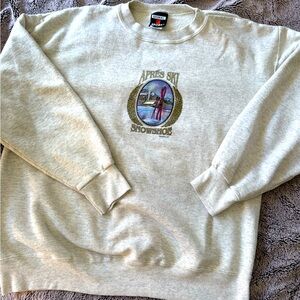Vintage Ski Sweatshirt